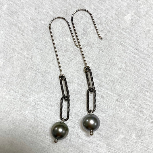 Pearl Drop Earrings - Silver