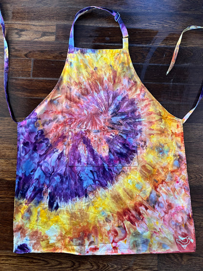 Apron (multiple dye styles available)