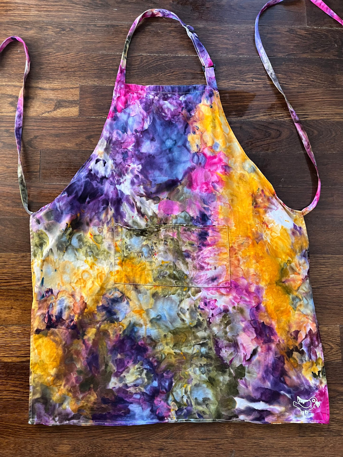 Apron (multiple dye styles available)