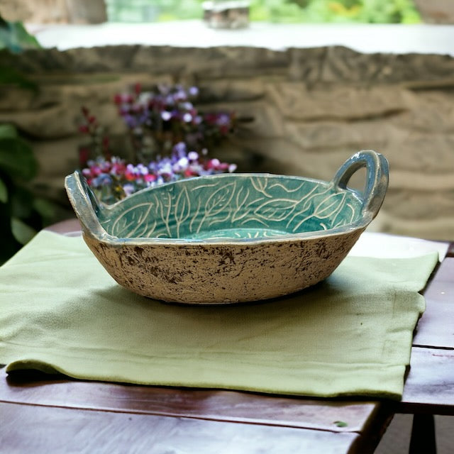 Pottery Casserole-style Dish in Greens