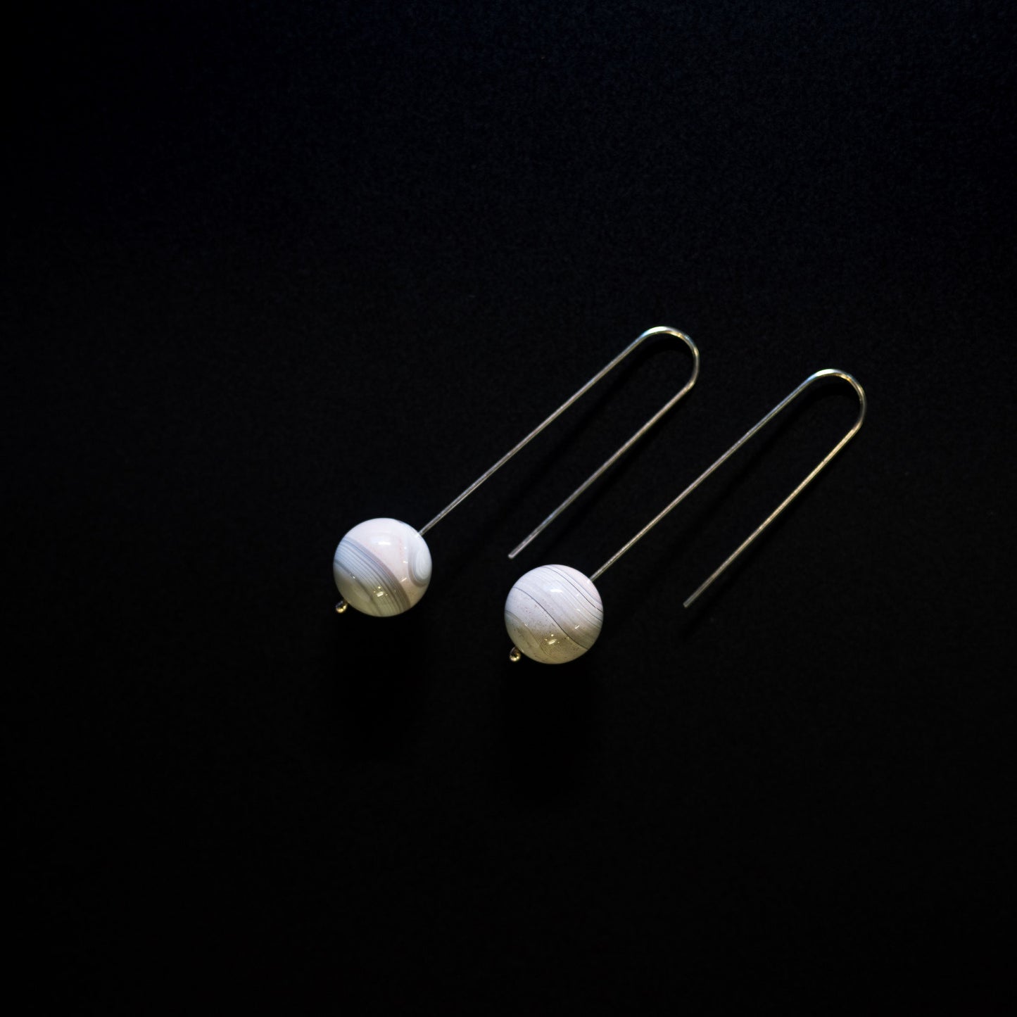 Minimal Drop Earrings